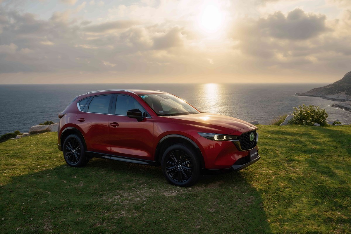 Sắc đỏ với ý nghĩa mang lại khởi đầu may mắn.